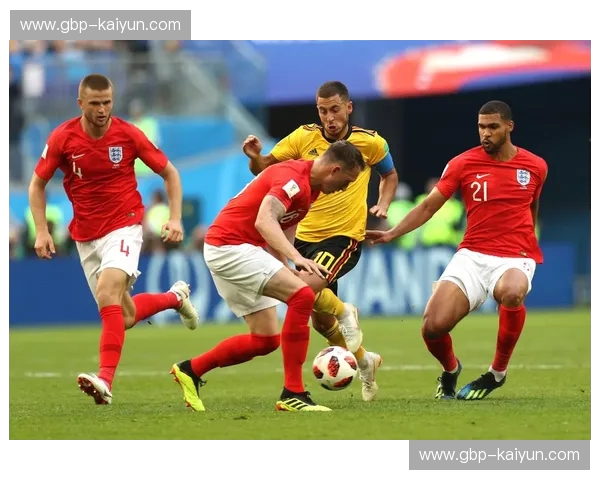 三狮军团的宿命与红魔的崛起：英格兰与比利时足球的爱恨情仇